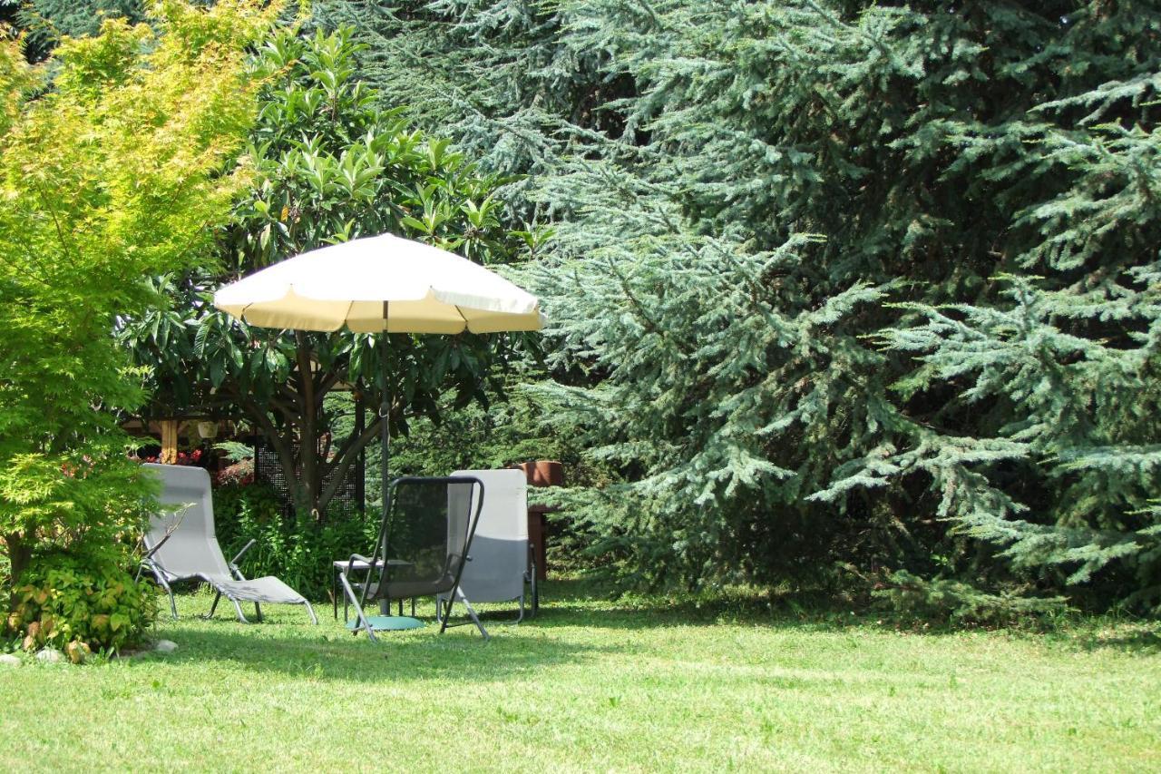 Monolocali In Casa Con Giardino Bellagio Appartement Buitenkant foto